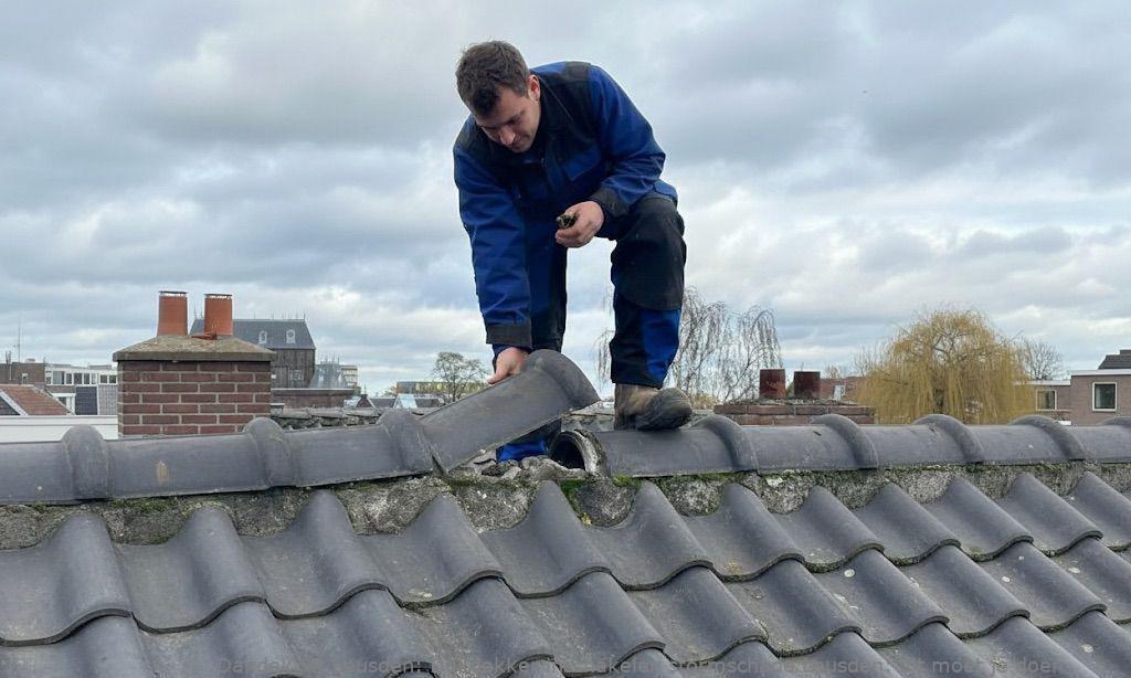 Dakdekker inschakelen stormschade Leusden: dit moet je doen